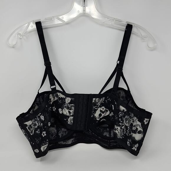 Torrid Simply Mesh Skull Floral Bra Size 2X - Picture 4 of 11